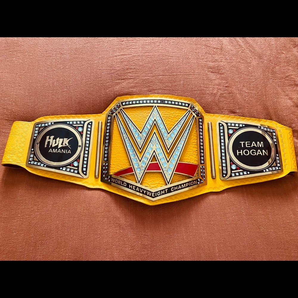 WWE World Championship Adult belt (Hogan)